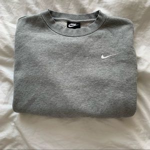 Grey Nike crew neck